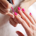 Pose de vernis Pose de vernis